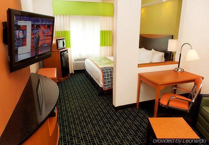 Fairfield Inn & Suites Мідленд Екстер'єр фото