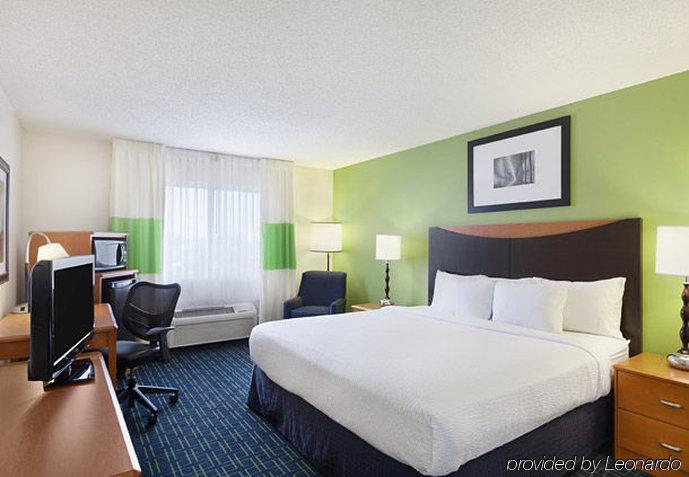 Fairfield Inn & Suites Мідленд Екстер'єр фото